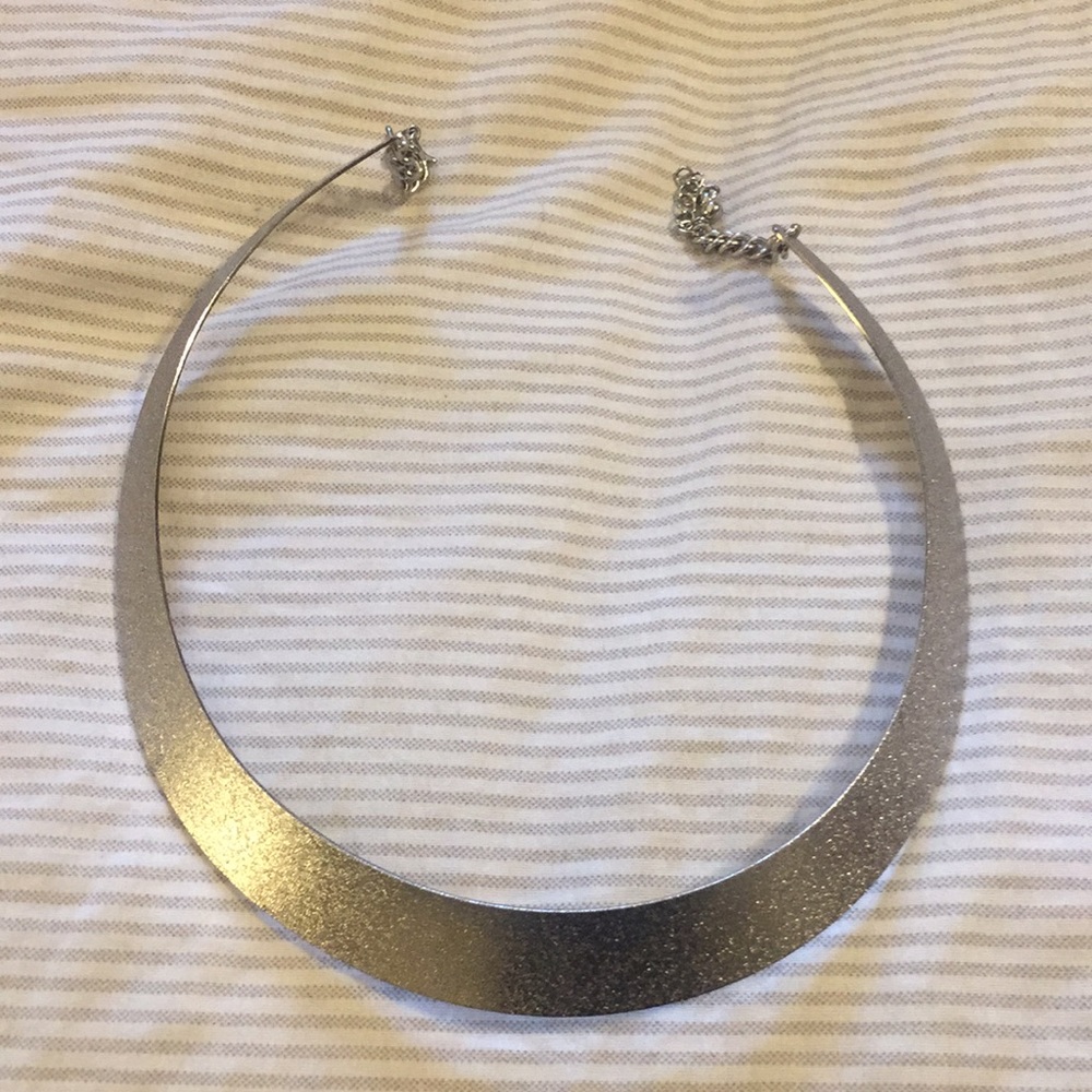 Forever 21 Silver choker necklace